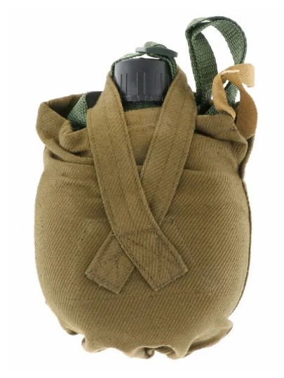 Фляга походная (1 л), с чехлом Фляга походная (1 л), с чехлом